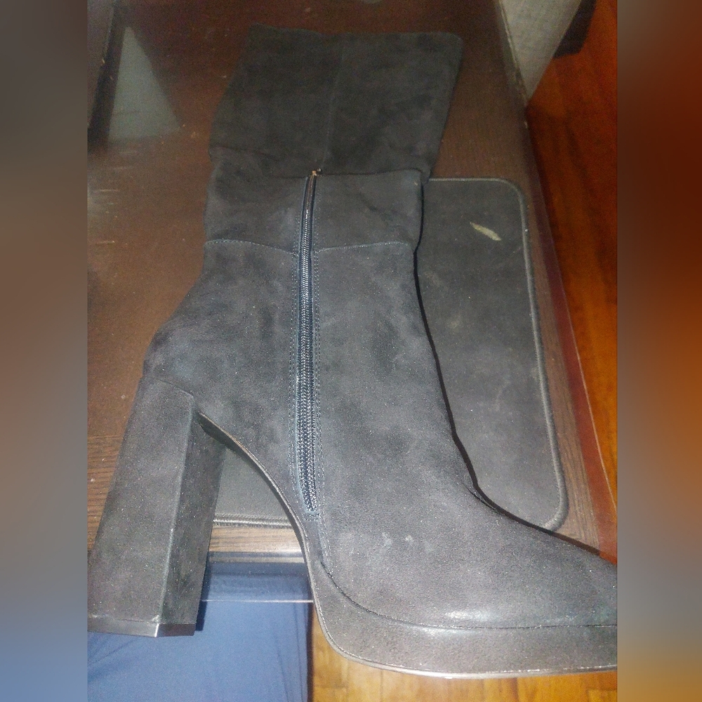 Steve Madden Women's Marcello Platfrom leather Suede Boots - Picture 3 of 8